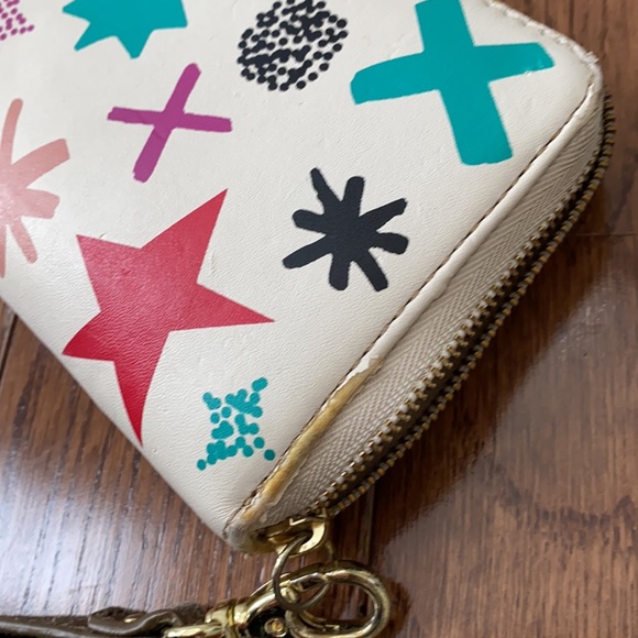 2 for $10 - Fossil Wallet - Picture 5 of 16